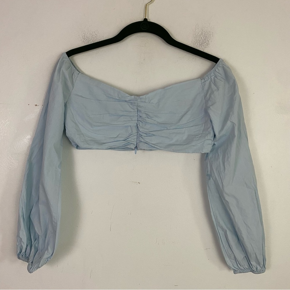 SUPERDOWN Macy off the shoulder long sleeve crop top blue - Picture 5 of 5